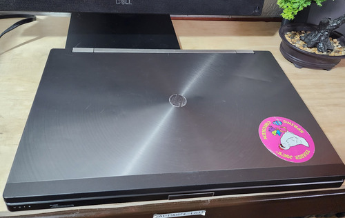 Laptop Hp Elitebook 8770w Core I7 8 Cores 16+240 Ssd 17 Plg Gris (Usado)