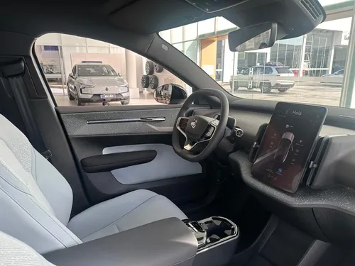 Volvo EX30 ULTRA E60