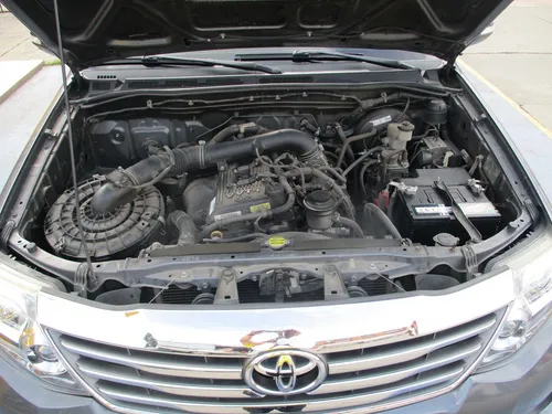 Toyota Fortuner Sr5 4x2 2700cc Mt Aa