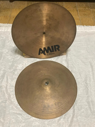 Hit-hat Zildjian Amir 80s 14 Dorado Oscuro (Usado)