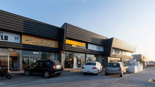 Imagen 6 de 14 de Alquiler. Local Comercial . Complejo Miradores Manantiales Etapa 2