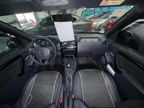 Renault Duster Oroch 2.0 Outsider Plus