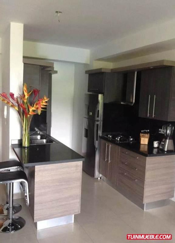 Florelia Mota Vende Apartamento Monreale Chimeneas