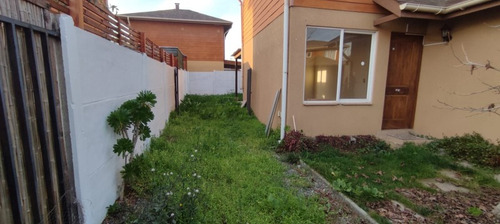 Hermosa Casa En Condominio Con Areas Verdes