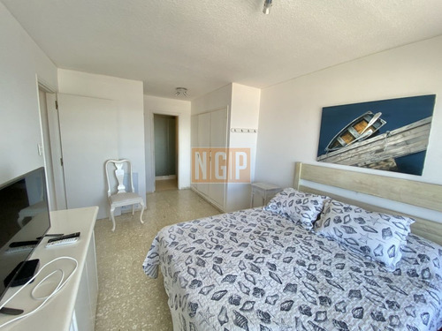 Imagen 11 de 17 de Apartamento En Peninsula, 3 Dormitorios