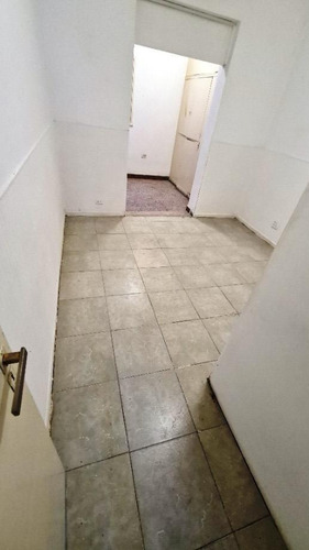 Imagen 3 de 6 de Departamento Tipo Casa En Alquiler En Lanus Oeste