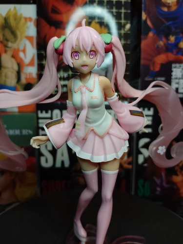 Figura Vocaloid Hatsune Miku Sakura Ver. Cherry
