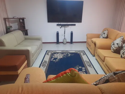 Casa Con 5 Apartamentos,4 Baños,4 Cocinas,un Aparta Estudio,