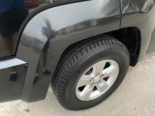 Imagen 5 de 5 de Jeep Liberty 2009 Sport 4x2 At
