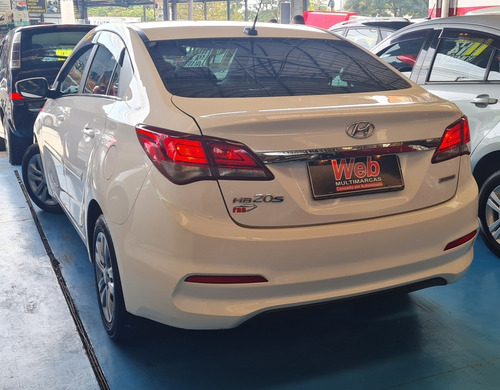 Imagem 6 de 10 de Hyundai Hb20s 2019 1.6 Comfort Plus Flex Aut. 4p