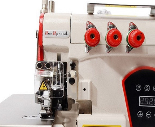 Overlock 3 Fios, 6000ppm Direct Drive Sun Special Ss-93d Cor Vermelho 110v