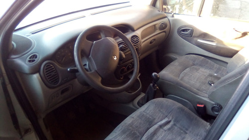 Sucata Renault Scenic 2005 / Somente Para Retirada De Peças