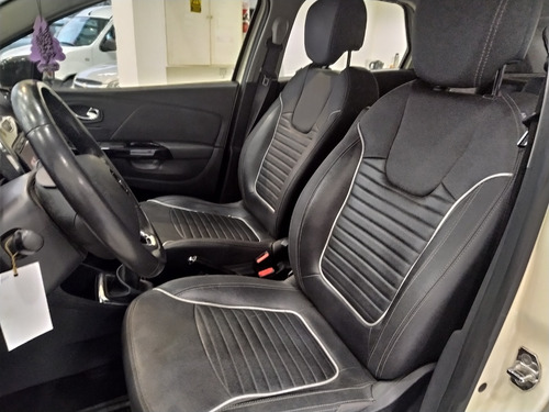 Imagen 8 de 12 de Renault Captur 2.0 Intens