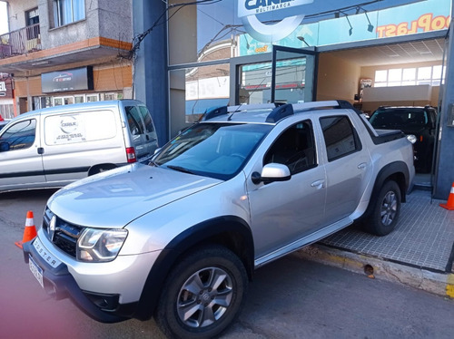 Imagen 2 de 9 de Renault Oroch Outsider Plus Gnc 5ta 2017 107000km Carlejunin