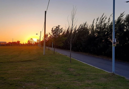 Venta En Ecopueblo. Terreno Con Entrega Inmediata. De 250 M2.