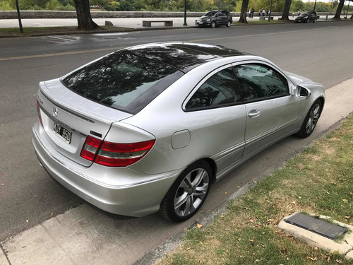 Imagen 8 de 10 de Mercedes-benz 250 Coupe Clc 250