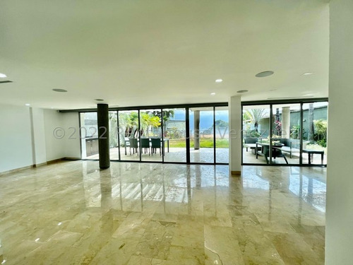 Imagen 2 de 8 de Quinta En Venta En Santa Paula Cod 22-24907 / Jesus Jaramillo
