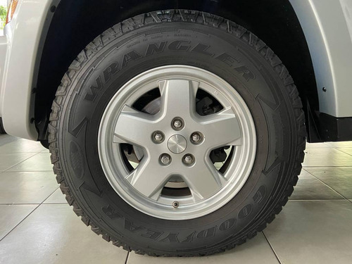 Jeep Cherokee Sport 3.7 V6 (aut)