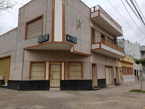 Casa Multifamiliar En Venta - 272mts2 - Nueva Pompeya