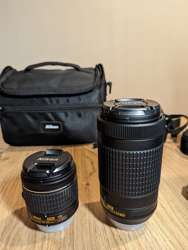 Nikon Kit D3500 + Lente 18-55mm Vr + Lente 70-300mm (Usado)