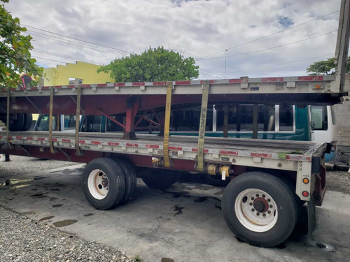 Colas De Camión Resisten 120,000 Libras