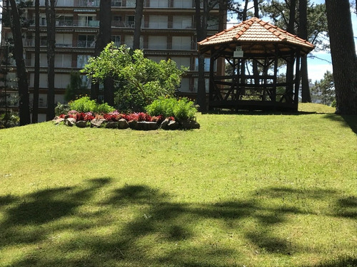 Imagen 16 de 20 de Arcobaleno Complejo,edif. Midas, P.16 Mansa, 2d Y 2b, Tza, Wifi, Aire, Gje, Amenities(piscinas, Canchas, Juegos, Etc)