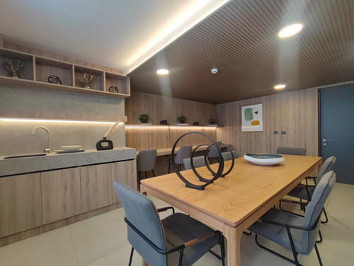 Edificio Av. Buzeta (1 Est. 1 Bod.) Vista Nororiente Piso 2