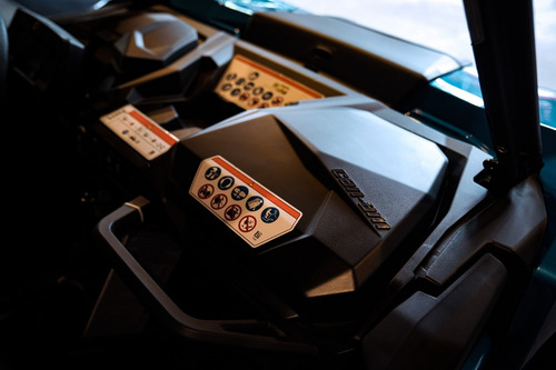 Imagen 18 de 25 de Can Am Commander Xt 1000r Azul Unidad Disponible