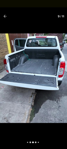 Nissan NP300 2.5 Doble Cabina S Aa Pack Seg Mt