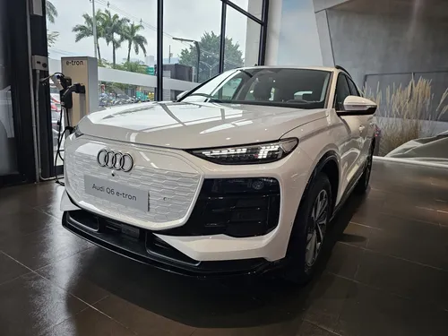 Audi Q6 E-tron
