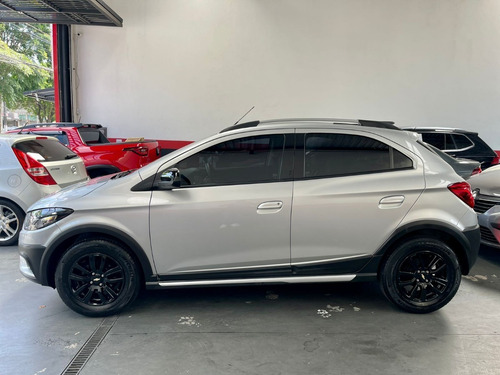 Imagem 3 de 15 de Chevrolet Onix Active 2019 Versao Top De Linha*** Motor 1.4
