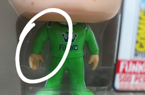 Freddy Funko 33 Talladega, Error Fábrica 2 Brazos Izquierdos