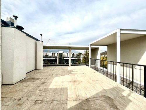 Moderno Penthouse I La Dehesa Central I Colegio Los Alerces