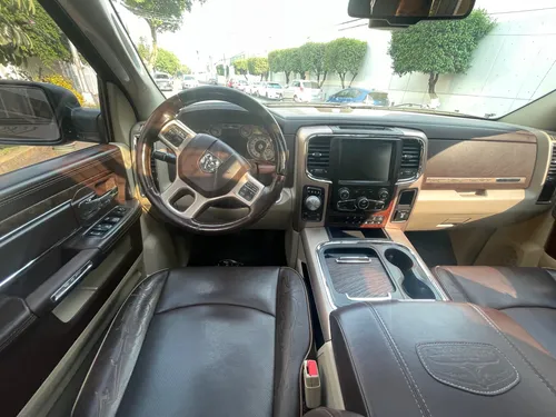 RAM Ram 2500 Laramie LongHorn 4x4