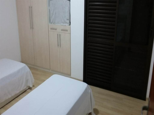 Imagem 14 de 30 de Apartamento 03 Dormitorios - Sil9