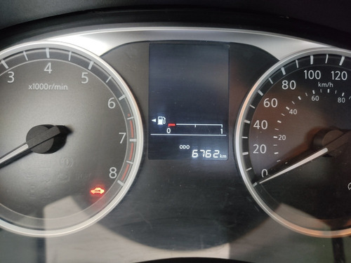 Imagen 13 de 15 de Nissan Versa 2021 1.6 Sense Mt