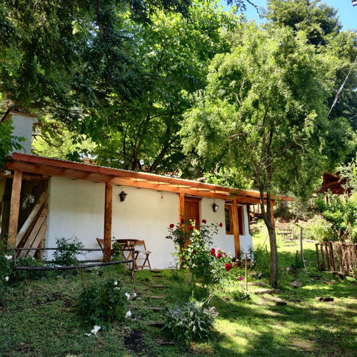 Venta De Propiedad En Epuyén, Chubut 2 Casas En Media Hectarea - Ideal Para Turismo O Inversión