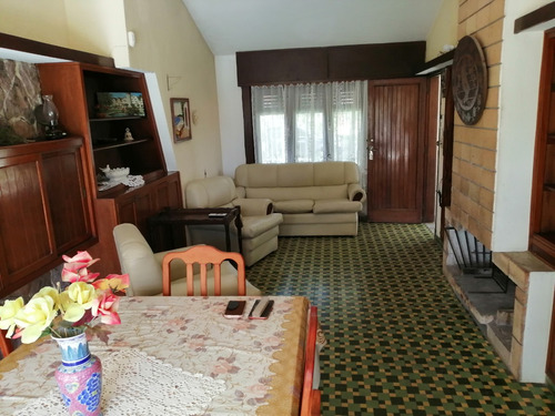 Casa En Atlántida 4 Dor.3 Baños ,piscina