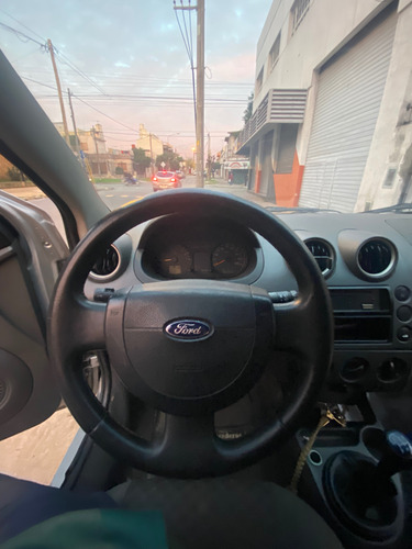 Ford Fiesta 1.6 Ambiente
