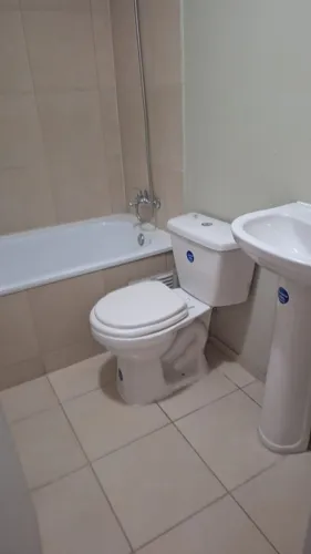 La Florida, 3 Dormitorios. 2 Baños, Estacionamiento