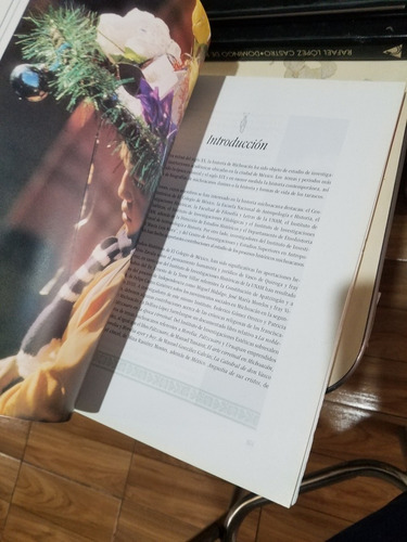Crecer Sobre Las Raíces Historiadores De Michoacán En S. Xx (Usado)