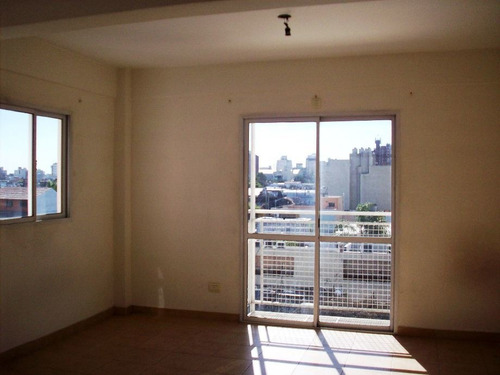 Imagen 5 de 7 de Departamento En Venta En Moron Sur