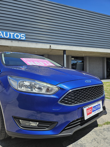 Ford Focus III 1.6 Sedan S