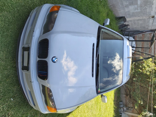 Imagen 2 de 8 de Bmw 323i 1999 ( X Partes )
