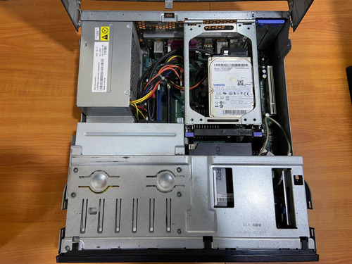 Imagen 6 de 9 de Computador Lenovo Core 2 Duo 250dd 2gb De Ram Monitor 17puLG