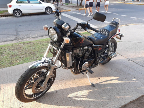 Imagen 3 de 8 de Honda Magna 750 V45