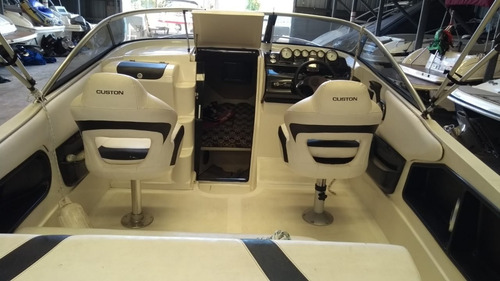 Custon 25 Day Cruiser 225 Hp - Zanovello Barcos -