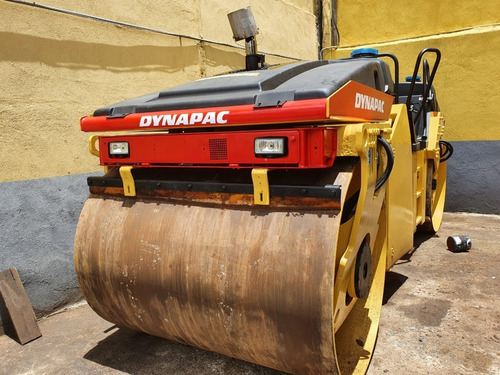 Rolo Compactador Dynapac Cc422 Ano 2000