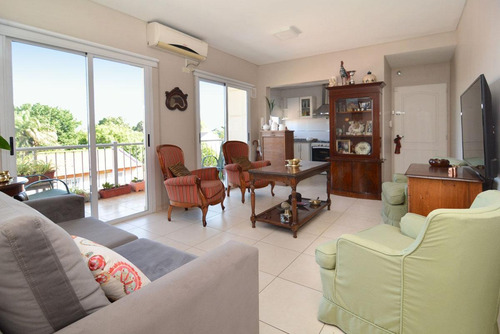 Venta Departamento 3 Ambientes Con Balcón Monte Grande