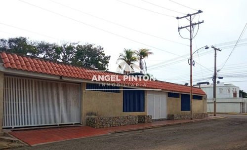 Amplia Casa En Venta Monte Bello Maracaibo Api 3909